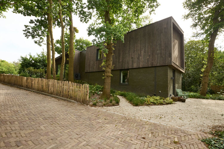 Wildeboer Bouw nieuwbouw aan de Oorsprongweg in Schoorl